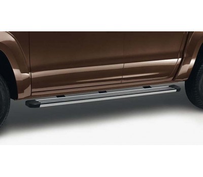 Пороги алюминиевые для Amarok