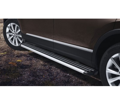 Пороги алюминиевые для Tiguan Пороги алюминиевые для Tiguan