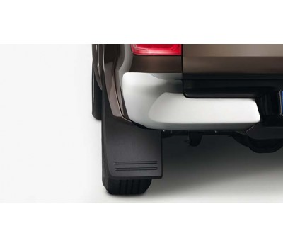 Брызговики передние для Amarok без расширеной колесной арки Брызговики передние для Amarok без расширеной колесной арки